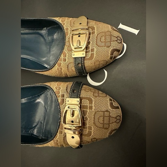 Sold❗️Gucci Horsebit shoes - Picture 6 of 14